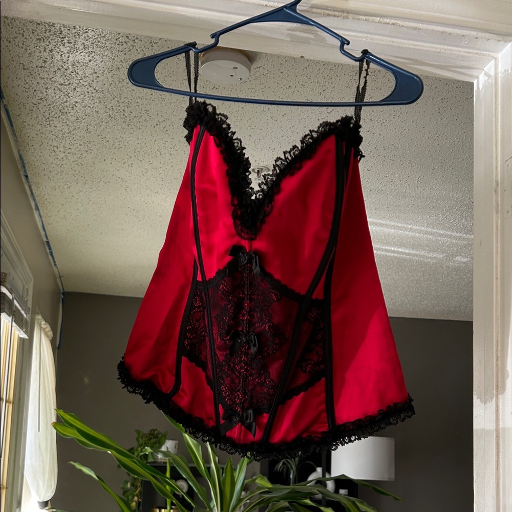 Lace Trimmed Red and Black Bustier